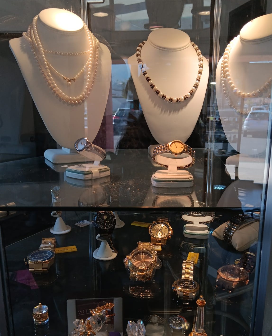 Case of beautiful jewelry and fancy watches in San Marcos, CA